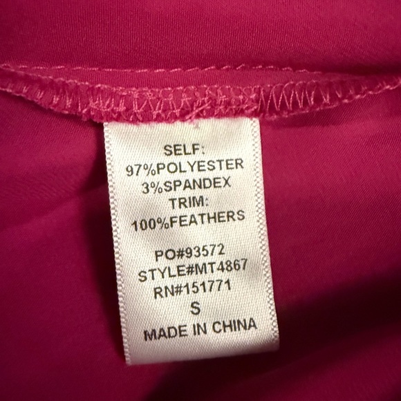 LELIS Fur Strap Cami Top in Fushia Size Small - Picture 9 of 9